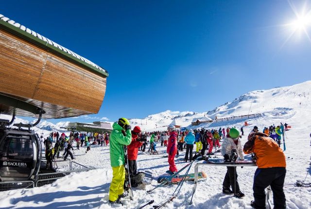 Good skiing for Christmas ski holidays. © Baqueira Beret